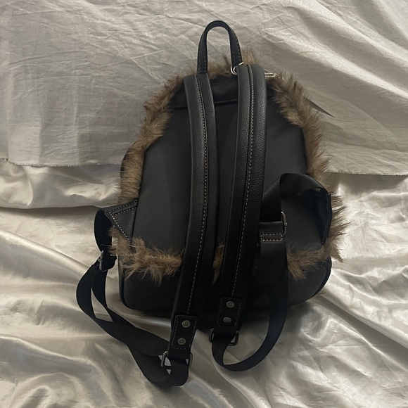 Loungefly Game of Thrones Faux Fur Backpack - Picture 6 of 7